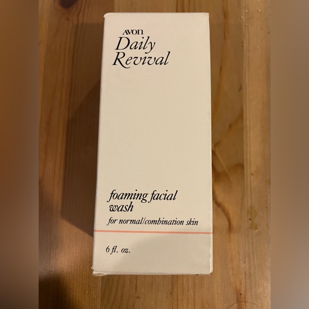 New 1992 Vintage Avon Daily Revival Foaming Face Wash Normal/Combination 6oz